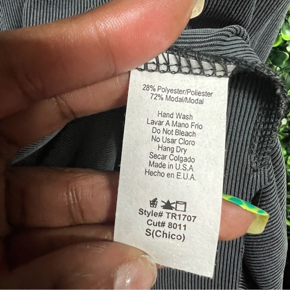 MOF REF | High-Low Ribbed Tank Top - Picture 3 of 3